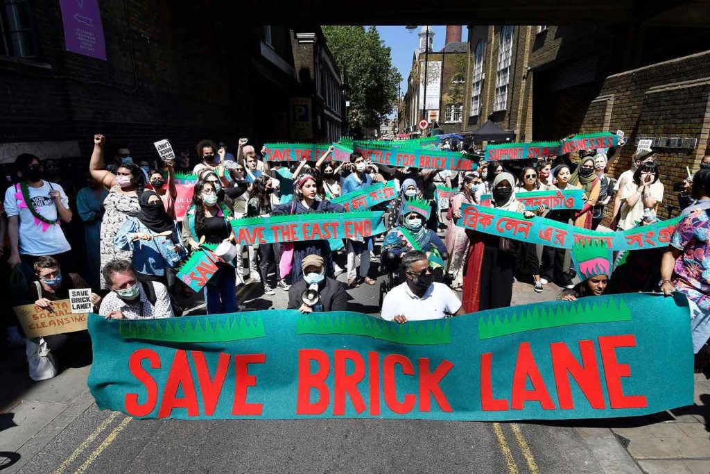A report on the Save Brick Lane campaign from community news outlet, Whitechapel LDN, part of Social Streetse C.I.C, pioneers in community journalism.